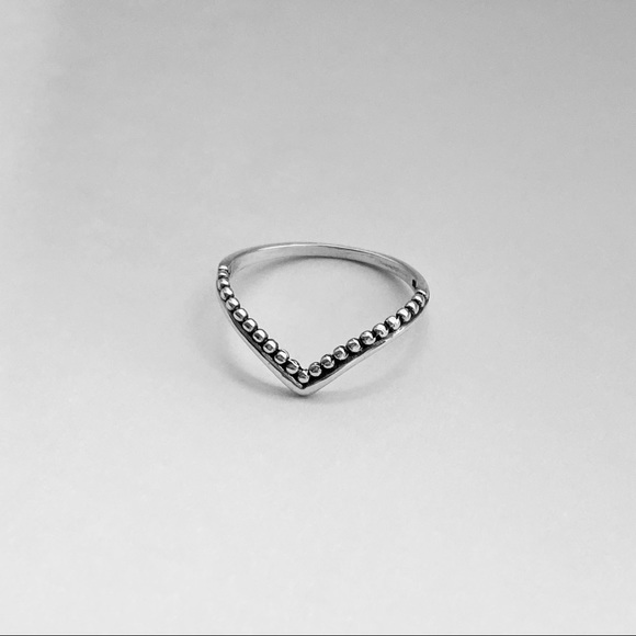 💞TOP SELLER💞Sterling Silver V Shape Ring with Dots, Chevron Rings, Stackable - Picture 8 of 12